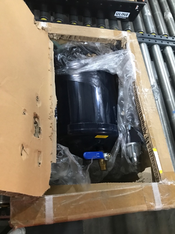 Photo 1 of VEVOR 10L/2.5gal Spray Paint Pressure Pot Tank, 70PSI Max Air Paint Pressure Pot, Metal Rack and Leak Repair Sealant for Industry Home Decor Architecture Construction Automotive Painting
