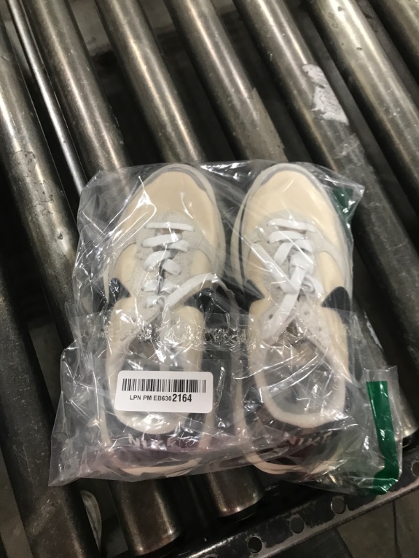 Photo 1 of Nike Phoenix Waffle Women's Shoes (FD2196-100, Summit White/SANDDRIFT/SAIL/Black) Size 5