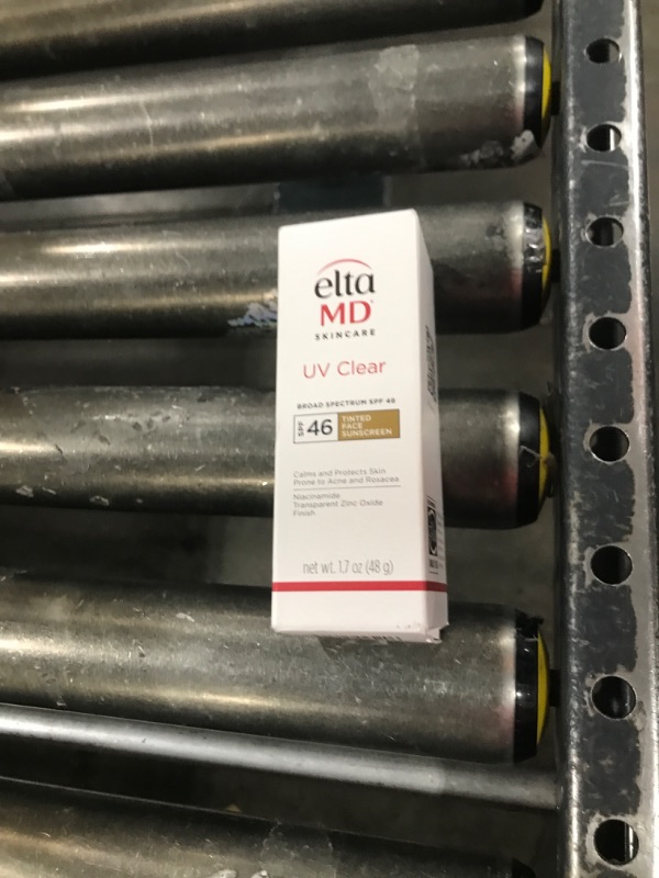Photo 1 of EltaMD UV Clear Tinted Sunscreen for Face, SPF 46 with Zinc Oxide, Oil-Free, Dermatologist Recommended, For Acne-Prone Sensitive Skin, 1.7 oz