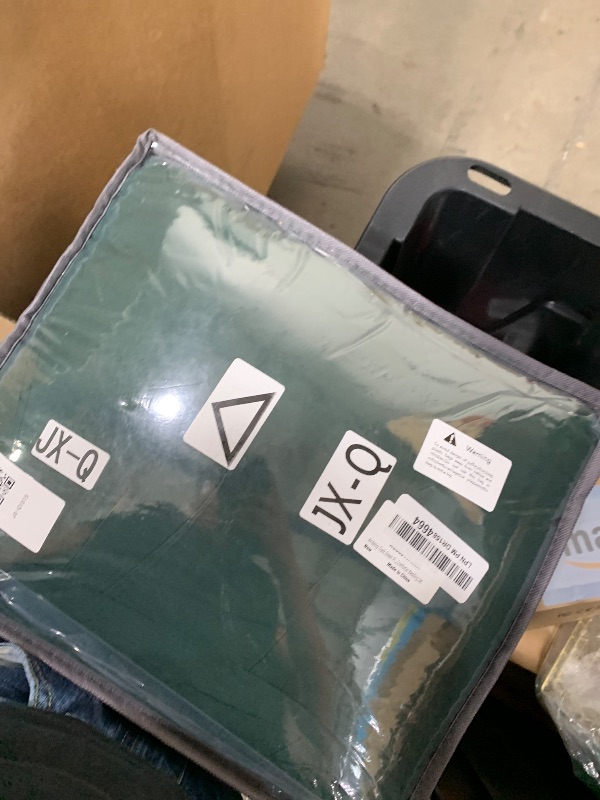 Photo 1 of Andency Dark Green Pinch Pleated Comforter Queen(90x90Inch), 3 Pieces(1 Pintuck Comforter and 2 Pillowcases) Pintuck Microfiber Down Alternative Comforter Bedding Set