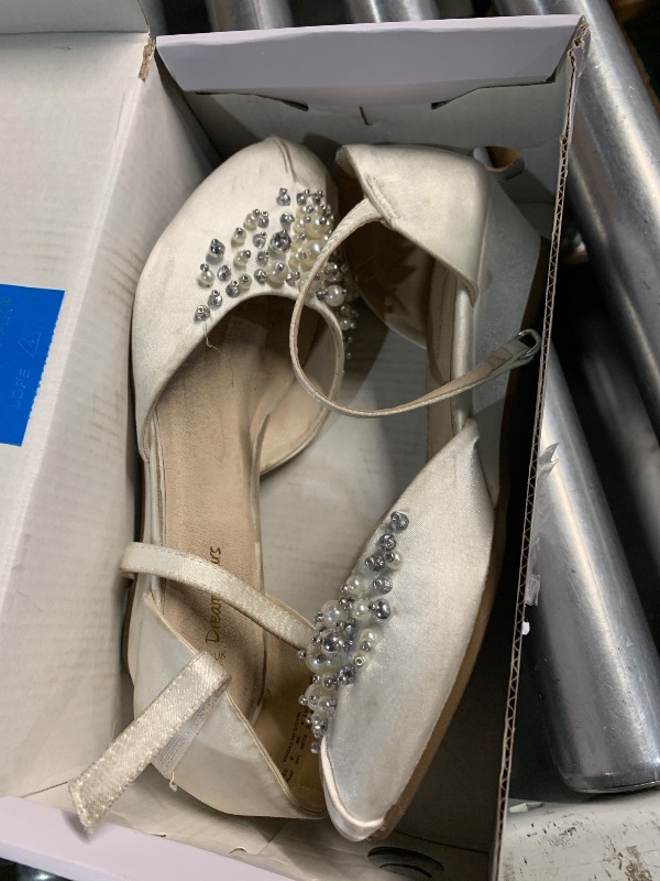 Photo 1 of ***(HEAVILY USED)***
DREAM PAIRS Girls Dress Shoes Toddler Little Big Girls Heels Low Wedge Pumps with Pearls Rhinestone for Flower Girl Princess Wedding Party,Size 4 Big Kid,Gold-Glitter,SDFL2414K