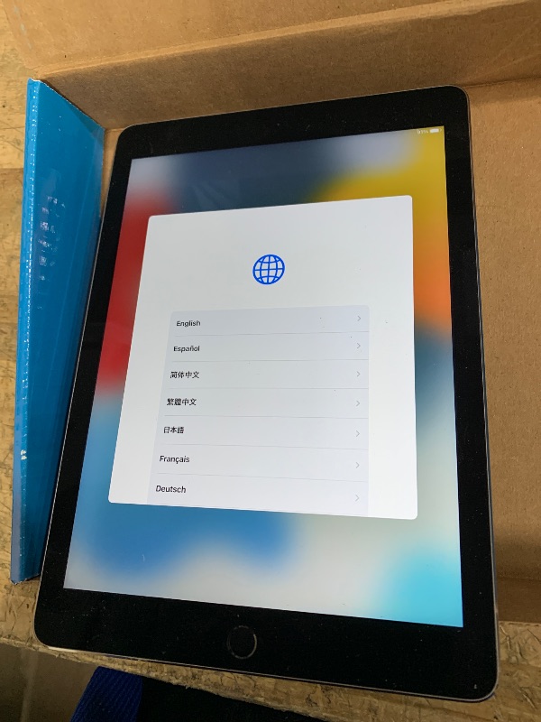 Photo 1 of Apple IPad Air 2 WI-FI 64GB Space Gray (Renewed)