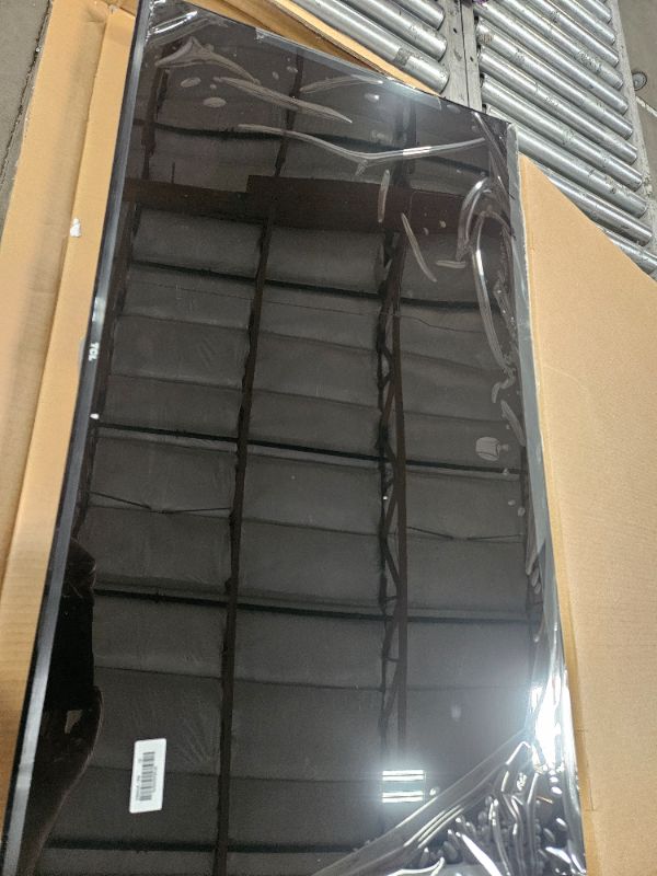 Photo 2 of ** FINAL SALE, BROKEN SCREEN ** TCL 40-Inch Class S3 1080p LED Smart TV with Roku TV (40S350R, 2023 Model), Compatible with Alexa, Google Assistant, and Apple HomeKit Compatibility, Streaming FHD Television,Black
