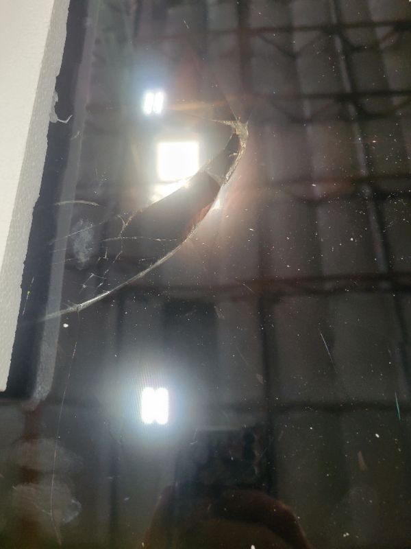 Photo 1 of ***FINAL SALE SCREEN SHATTERED NON REFUNDABLE PARTS ONLY*** LG 55-Inch Class UT75 Series LED Smart TV 4K Processor Flat Screen AI-Powered with Alexa Built-in (55UT75