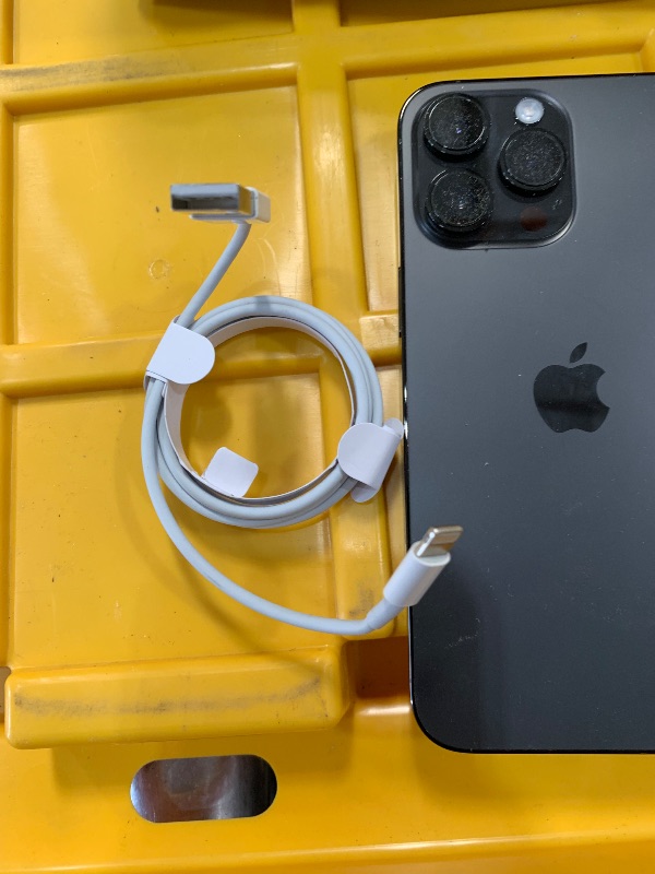 Photo 1 of ***FINAL SALE/LOCKED BY PASSWORD CODE*** Apple iPhone 12 Pro 5G, US Version, 256GB, Silver  (Renewed)