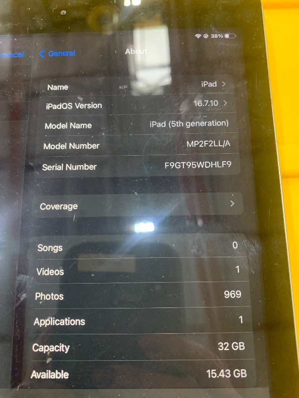 Photo 1 of Apple iPad 9.7' with WiFi, 32GB, Space Gray - MP2F2LL/A 5TH GENERATION