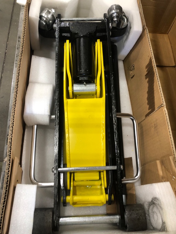 Photo 1 of *USED, MAY BE LEAKING**VEVOR 3 Ton Low Profile , Aluminum and Steel Racing Floor Jack with Dual Pistons Quick Lift Pump for Sport Utility Vehicle, Lifting Range 3-6/11"-19-11/16", yellow,black
