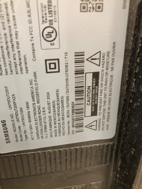 Photo 1 of ** BROKEN SCREEN, FINAL SALE ** SAMSUNG 75-Inch Class Crystal UHD 4K DU7200 Series HDR Smart TV w/Object Tracking Sound Lite, PurColor, Motion Xcelerator, Mega Contrast, Q-Symphony