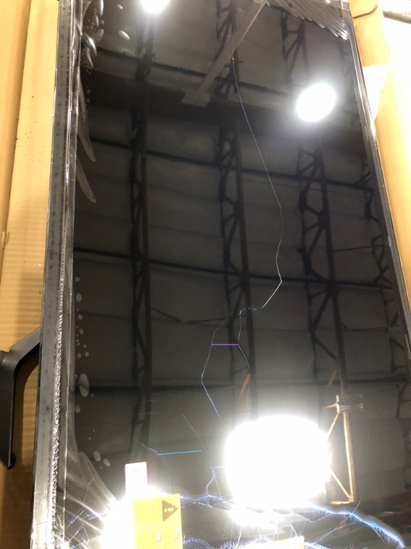Photo 1 of **BROKEN SCREEN FINAL SALE ** VIZIO 40-inch Full HD 1080p Smart TV with DTS Virtual: X, Alexa Compatibility, Google Cast Built-in, Bluetooth Headphone Capable, (VFD40M-08 New)