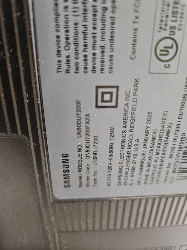 Photo 1 of ** BROKEN SCREEN, FINAL SALE ** SAMSUNG 50-Inch Class Crystal UHD 4K DU7200 Series HDR Smart TV w/Object Tracking Sound Lite, PurColor, Motion Xcelerator, Mega Contrast, Q-Symphony (UN50DU7200, 2024 Model)
