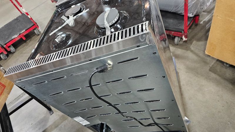 Photo 1 of ***PARTS ONLY***COSMO COS-EPGR244 24 in. Haven Collection 3.73 cu. ft. Gas Range with 4 Sealed Burners, Cast Iron Grates, Convection Oven, Stainless Steel
