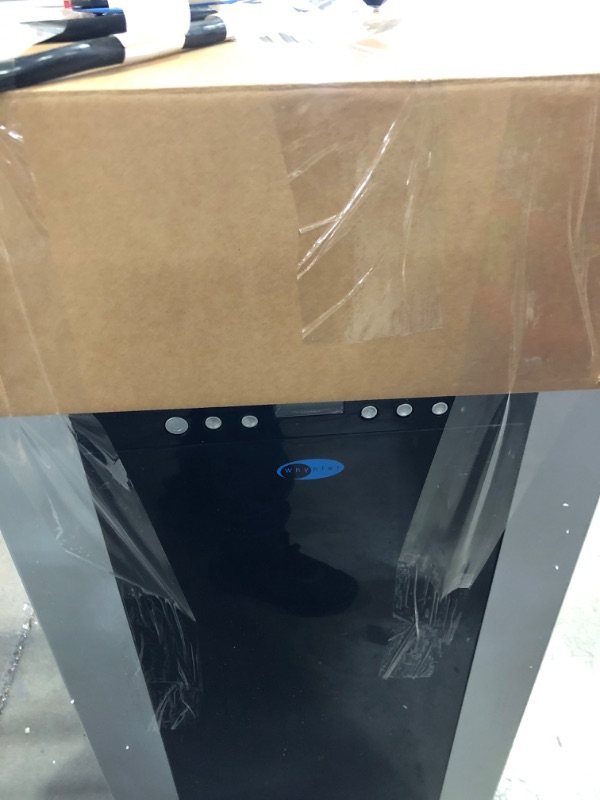 Photo 1 of (used)(see all images) Whynter Portable Air Conditioner 14,000 BTU with Dual Hose Dehumidifier & Cooling Fan for 500 Sq Ft Rooms, Includes AC Unit Window Kit, ARC-14S (9,500 SACC)