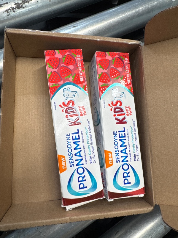 Photo 1 of ****Pronamel for Kids*** missing 2 toothpaste*****Stock photo for reference only **
Sensodyne Pronamel Fresh Breath Enamel Toothpaste for Sensitive Teeth and Cavity Protection, Fresh Wave - 4 oz (4 Pack)