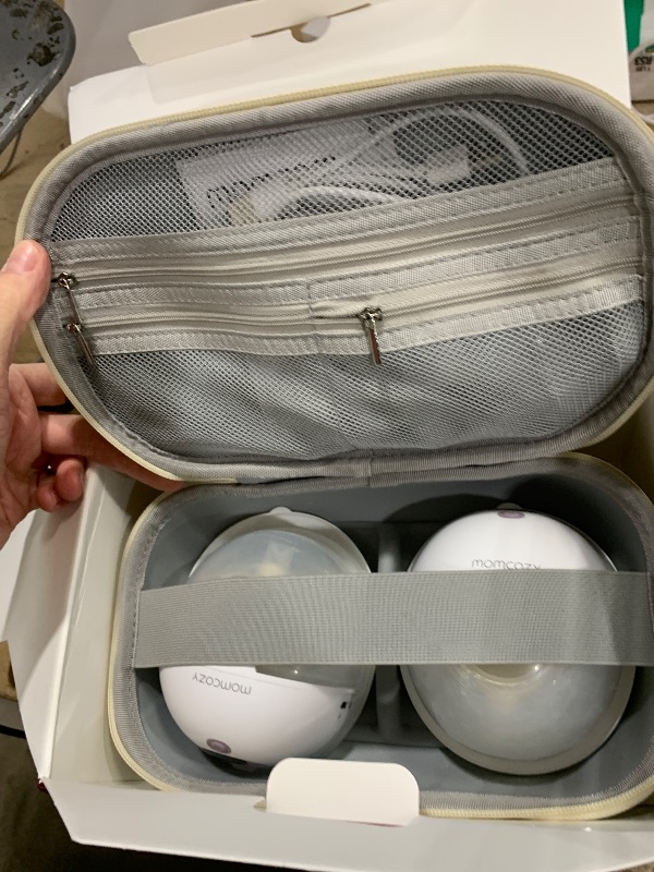 Photo 1 of *********USED*********

Momcozy M5 Hands-Free Wearable Breast Pump, Double-Sealed Flange for Baby-Like Comfort, 3 Modes & 9 Suction Levels, Portable Electric Pump – 24mm, 2 Pack Lilac