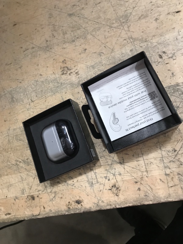 Photo 1 of ***(MAJOR DAMAGE/ SEE NOTES)***
SAMSUNG Galaxy Buds 3 Pro AI True Wireless Bluetooth Earbuds, Noise Cancelling, Sound Optimization, Redesigned Comfort Fit, Silver [US Version, Amazon Exclusive, 2Yr Warranty]