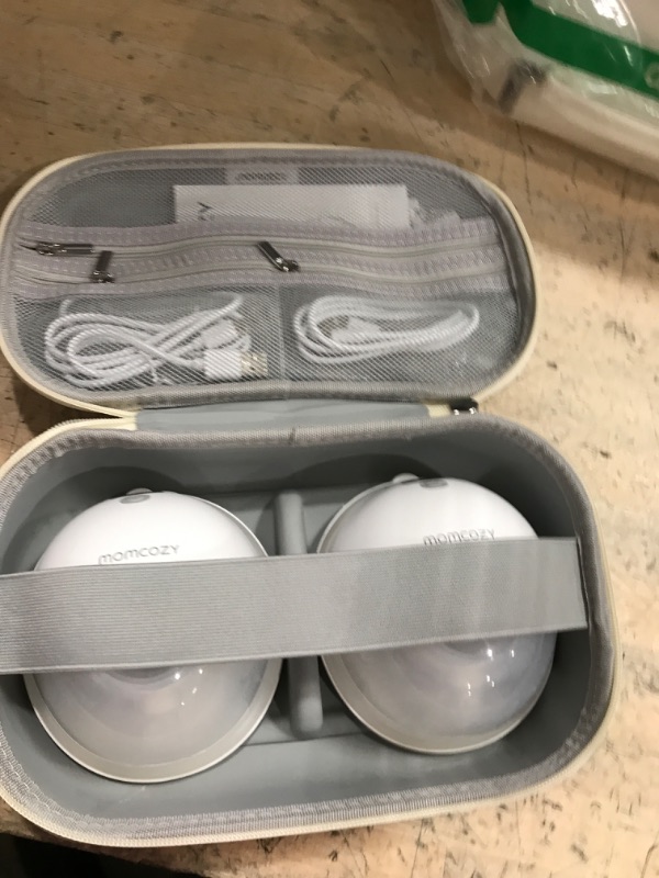 Photo 1 of *******USED**********

Momcozy Breast Pump, Double-Sealed Flange for Comfort - 24mm, 2 Pack Ash Gray