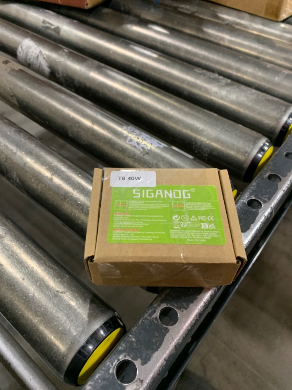 Photo 1 of SIGANDG 297048600 241552802 Refrigerator Light Bulb 40W T8 E17 for Frigidaire Kenmore Whirlpool KitchenAid Electrolux 241552802 AP3770086 AP3867287 AH976993 EA1149215?2 pcs?