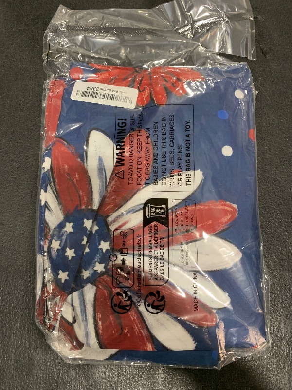 Photo 1 of Horaldaily 4th of July Tablecloth 70×70 Inch Round, Patriotic Memorial Day Red and Blue Print Flowers Independence Day Washable Table Cover for Party Picnic Dinner Decor