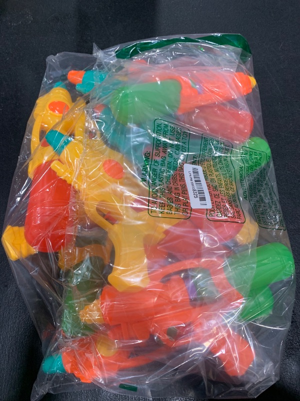 Photo 1 of Hollowfly 18 Pcs Large Water Guns for Kids Adults Long Range Water Pistol Toy Blaster Squirters Guns for Summer Outdoor Swimming Pool Beach Sand Fighting Play