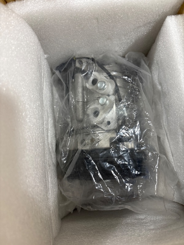 Photo 1 of ECCPP AC Compressor 1999-2003 Fit for Chevrolet Tracker for Suzuki Vitara 2.0L Air Conditioning Compressor