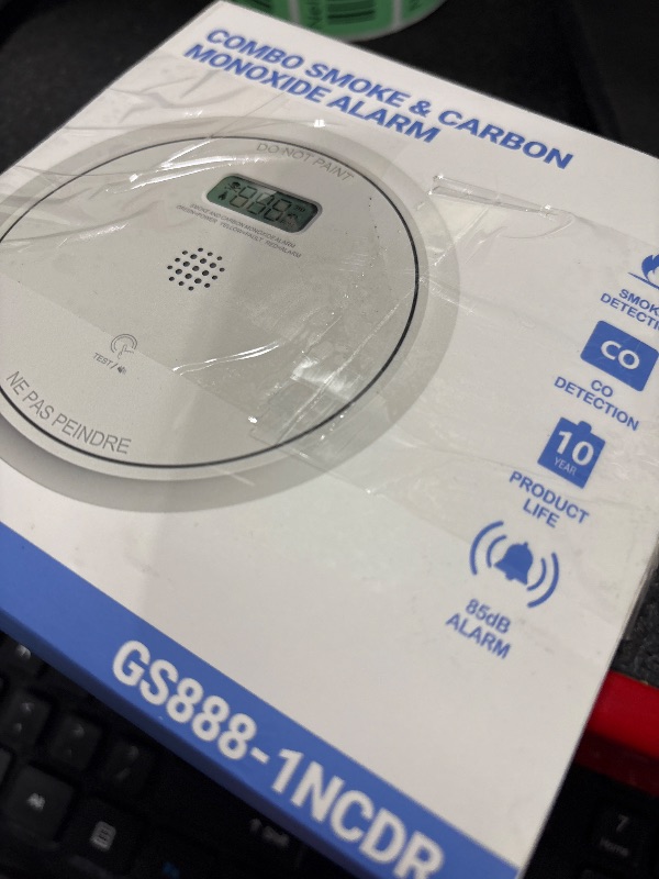 Photo 1 of And Carbon Monoxide Detector Combo 10 Year Battery, Dual Sensor Smoke Alarm Carbon Monoxide Detector with LCD Display for Home, 1 Pack