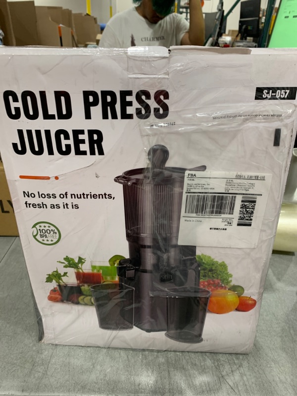 Photo 1 of Juicer Machines with 5.8" Large Feed Chute, Cold Press Juicer For Whole Vegetables and Fruits, 400W Professional Slow Masticating juicer Easy to Clean for Batch Juicing (Titanium Gray)