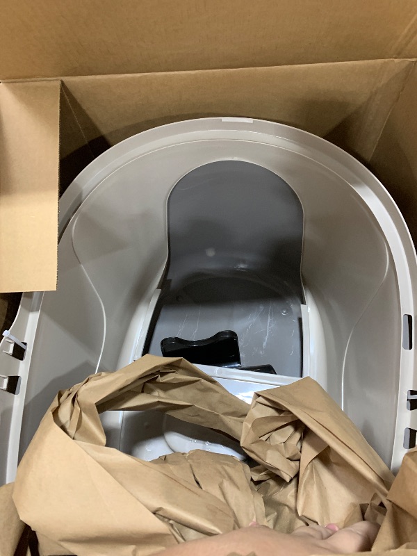 Photo 1 of Amazon Basics No-Mess Hooded Enclosed Cat Litter Box, Large, Multicolor, 24 in x 18 in x 17 in