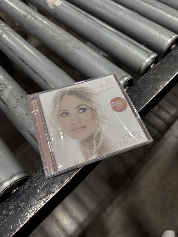 Photo 1 of Carrie Underwood - My Savior