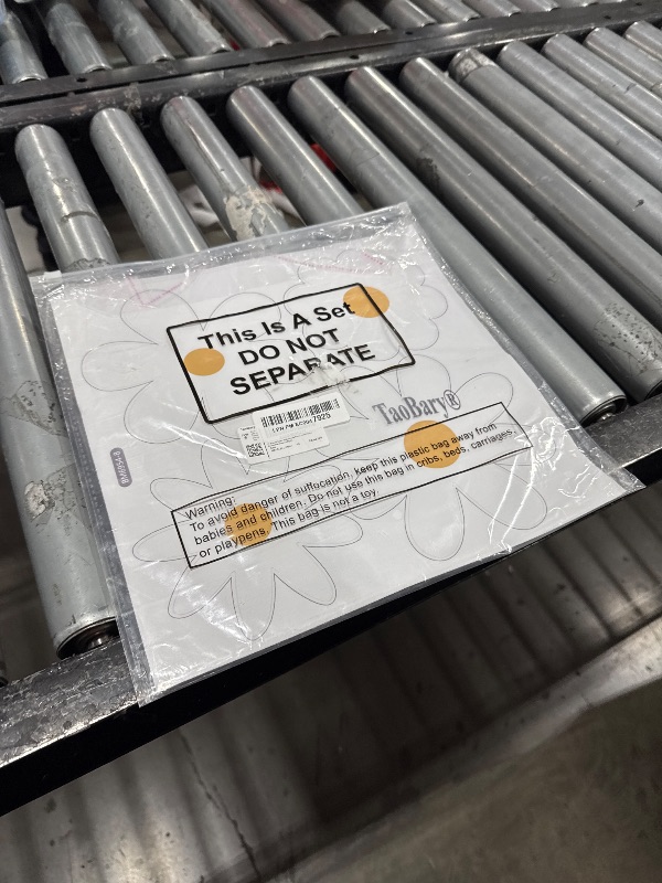 Photo 1 of 12 Sheets Daisy Wall Decals Flower Wall Stickers Large Cute Daisy Stickers White Flower Decals Peel and Stick for Nursery Bedroom Living Room Home Decoration(Classic Style)