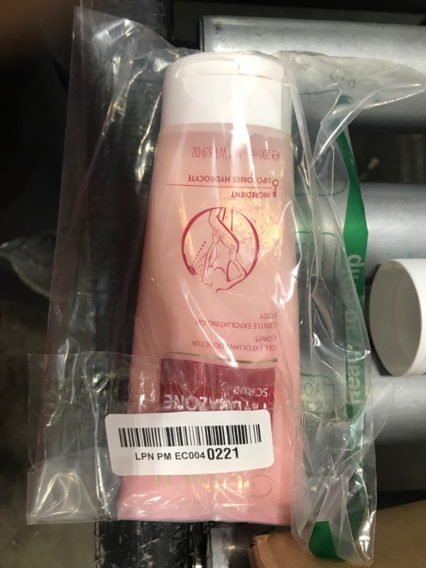 Photo 1 of Hydrazone Body Scrub
