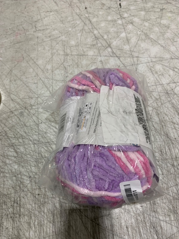 Photo 1 of Bernat BABY BLANKET BB Pretty Girl Yarn - 1 Pack of 10.5oz/300g - Polyester - #6 Super Bulky - 220 Yards - Knitting/Crochet