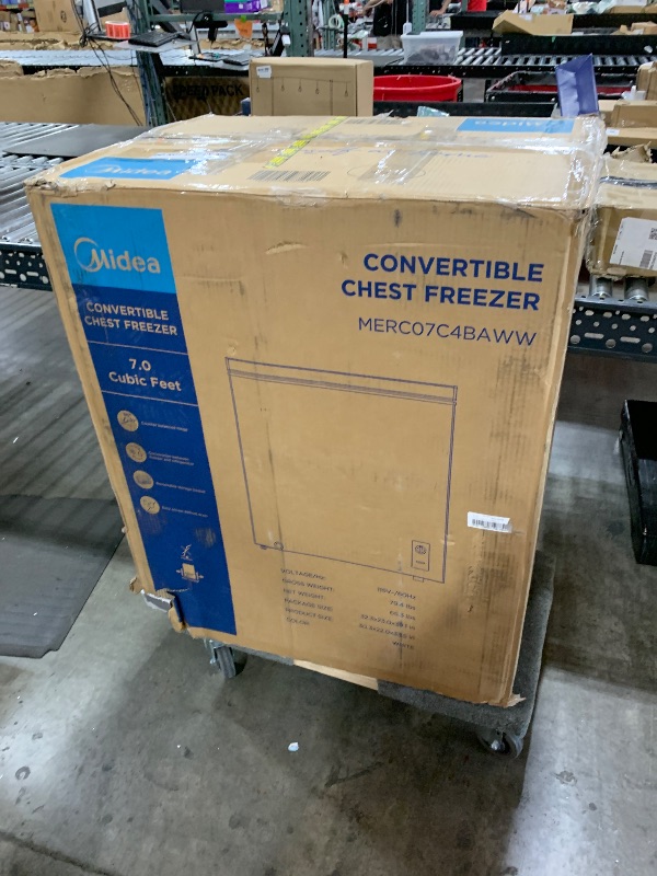 Photo 1 of Midea MERC07C4BAWW 7.0 Cubic Feet Chest Freezer Cu.ft-Convertible, White
