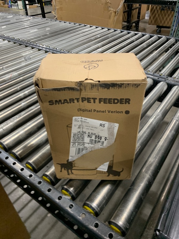 Photo 1 of PAPIFEED Automatic Cat Feeder 3.5L/15 Cup 2.4G WiFi Pet Feeder for Dog 