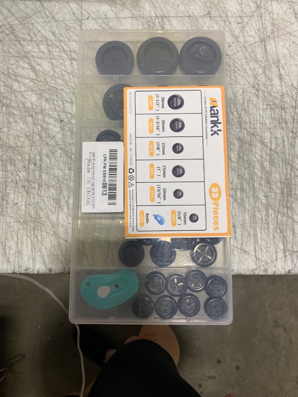 Photo 1 of mankk 33Pcs Rubber Grommet Kit 6 Size (5/8" 13/16" 7/8" 1" 1-3/16" 1-1/2") Drill Hole Round Double Sided Rubber Hole Plug with Retractable Box Knife for Protecting Cable Wire M-119-33PCS