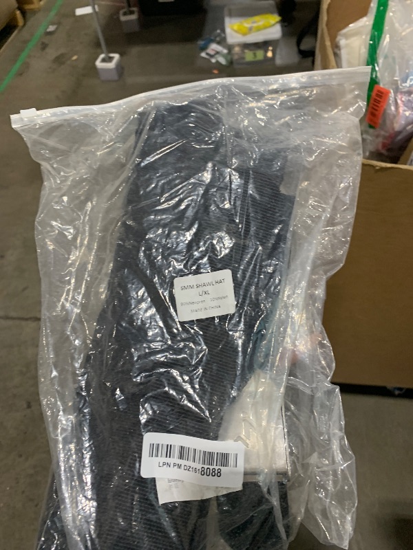 Photo 1 of MOOCY 4 Neoprene Pocket Scuba Weight Belt?dive weight belt fit for Waist 32" to 52" - Quick-Release Buckle?Black)
