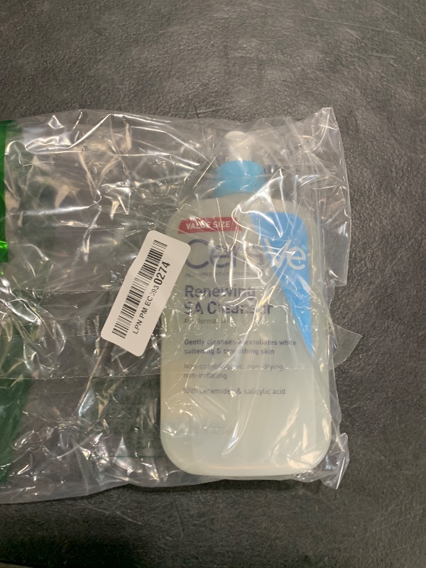 Photo 1 of CeraVe Renewing Salicylic Acid Cleanser, Formulated With Hyaluronic Acid, Niacinamide, & Ceramides, Gentle BHA Exfoliating Face Wash Smooths & Softens Skin, Non Comedogenic & Fragrance Free, 16 Ounce