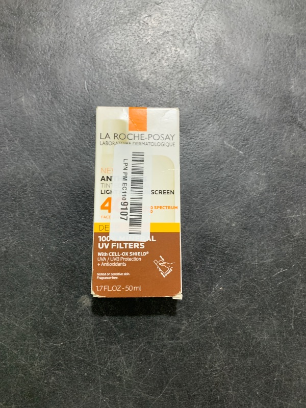 Photo 1 of La Roche-Posay Anthelios Tinted Sunscreen SPF 40+, Broad Spectrum SPF + Antioxidants, Titanium Dioxide & Zinc Oxide Sunscreen, 4 Flexible Shades With No White Cast, Oil Free & Oxybenzone Free