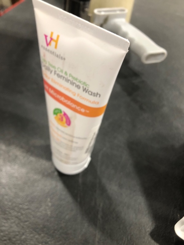 Photo 1 of vH essentials, Ph Balanced Daily Feminine Wash, Tea Tree Oil & Prebiotic, 6, Fl Oz, (Pack Of 1) 54306 Clear