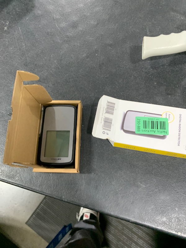 Photo 1 of Airthings Corentium Home Radon Detector 223 Portable, Lightweight, Easy-to-Use, (3) AAA Battery Operated, USA Version, pCi/L