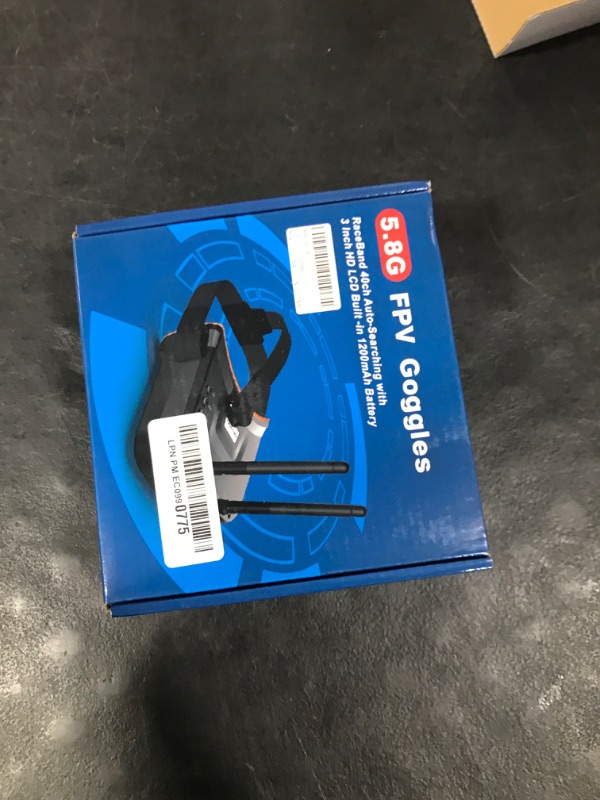 Photo 1 of 5.8G FPV Goggles with Antennas: 3 Inch Screen 5.8G 40CH Build in Battery Video Headset for Analog FPV camera and Transmitter FPV Drone RC Car Airplane RC Hobbies by Speedybee