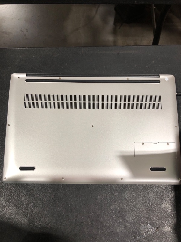 Photo 1 of VGKE 15.6" Laptop Computer, Full HD 1920 * 1080p Laptop with Backlit Keyboard, Celeron Quad-Core J4125 Processor, 12GB DDR4 RAM 256GB SSD, Webcam, Fingerprint Reader, Silver