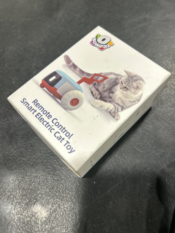 Photo 1 of CAT TOY 