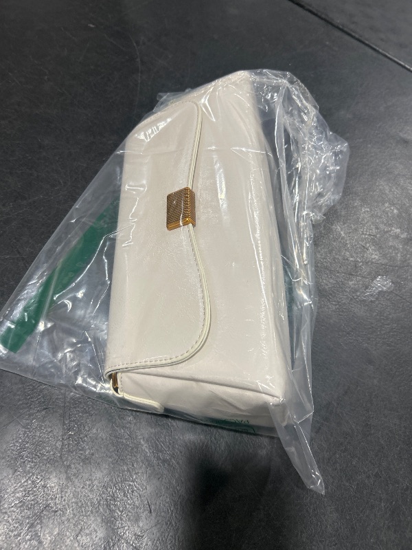 Photo 1 of HAND BAG 
