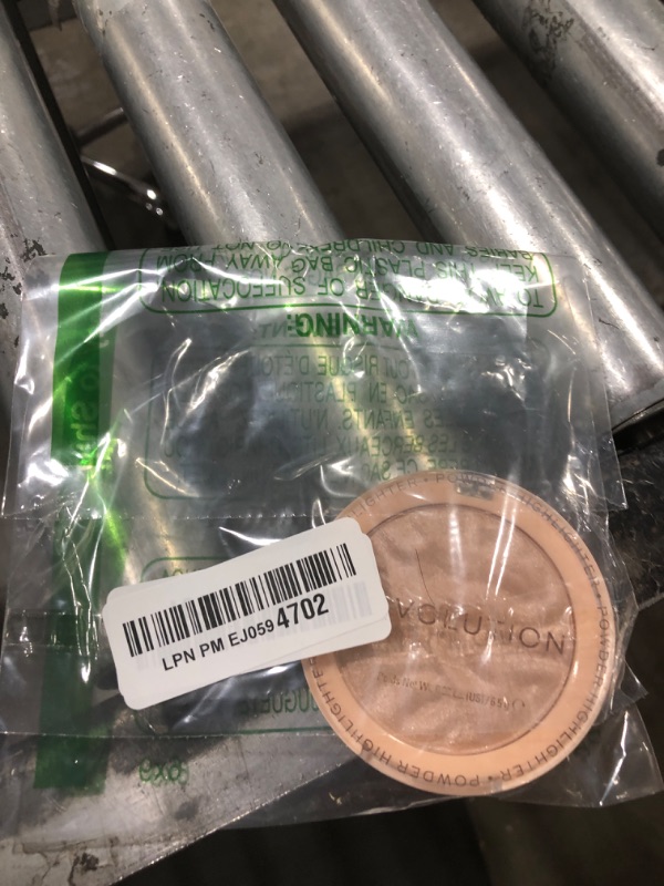 Photo 1 of Revolution, Reloaded Pressed Powder Highlighter, Intensely Pigmented for a High Impact Dewy Finish, Just My Type, 0.22 Oz