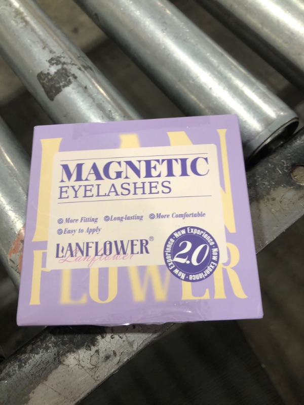 Photo 1 of Magnetic Eyelashes with Applicator Reusable Magnetic Lashes No Glue Needed Magnetic Eyelashes without Eyeliner Cat Eye Natural Look Magnetic Eyelashes Magnetic Lashes by Lanflower
