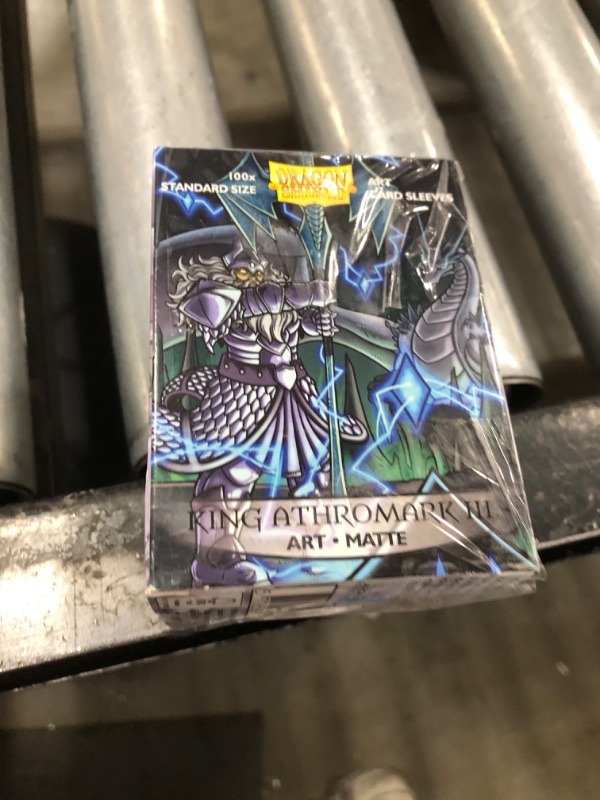 Photo 1 of Sleeves: Dragon Shield Limited Edition Matte Art: King Athromark III: Portrait(100)