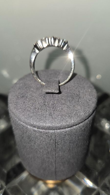 Photo 1 of 14K WHITE GOLD W. .50CT DIAMOND RING-4G SIZE 6 3/4