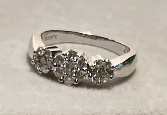 Photo 1 of 14K WHITE GOLD W. .50CT DIAMOND RING-4G SIZE 6 3/4 #8