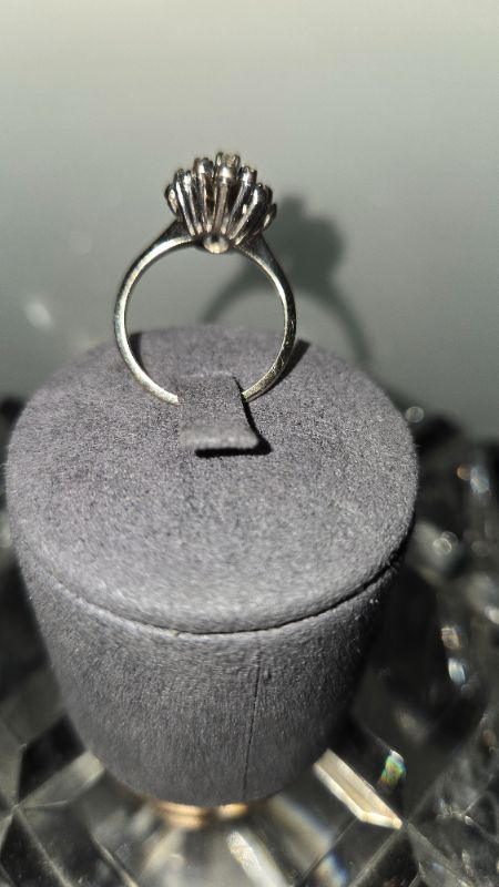 Photo 1 of 14K WHITE GOLD W. .65CT DIAMOND RING-4G SIZE 5 1/2