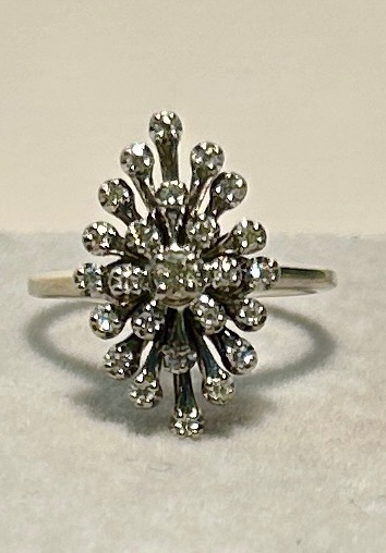 Photo 1 of 14K WHITE GOLD W. .65CT DIAMOND RING-4G SIZE 5 1/2 #9
